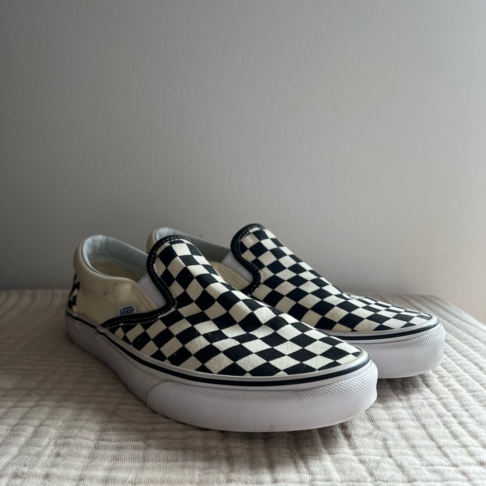 checkerboard slip on vans